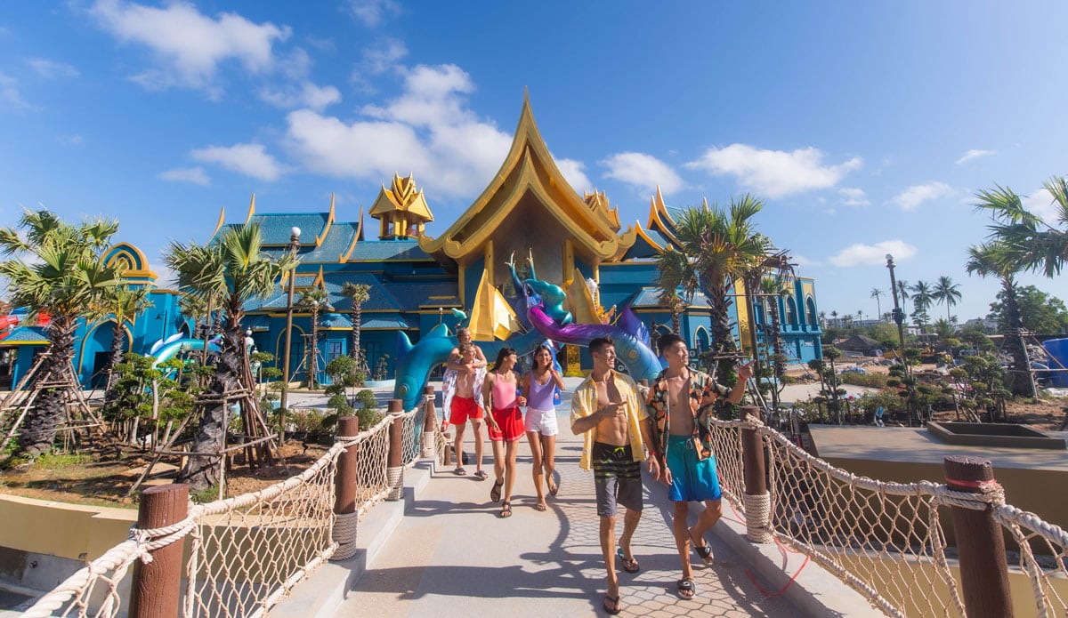 Phuket-Water-park-Andamanda-1